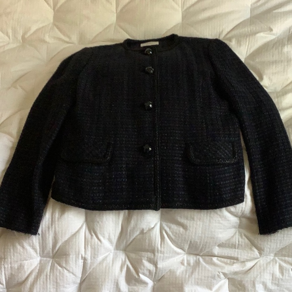 Navy blue blazer, great for this fall. Looks great with jeans or dressy pants.